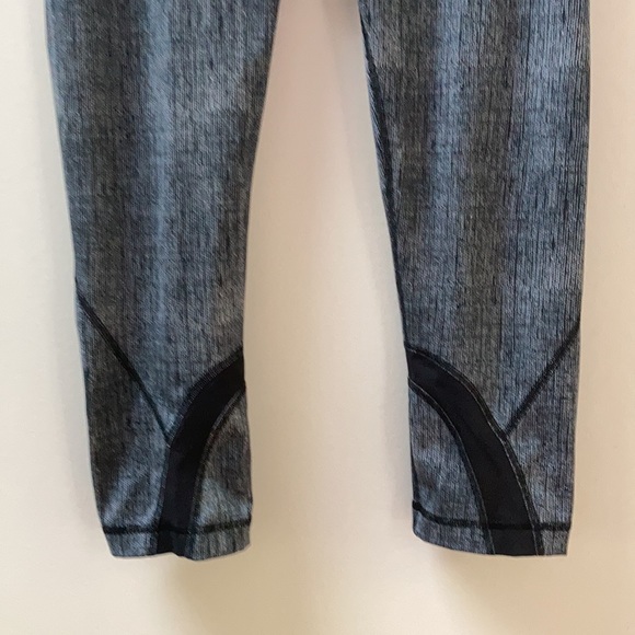 Lululemon Run: Inspire Crop II - Picture 11 of 14